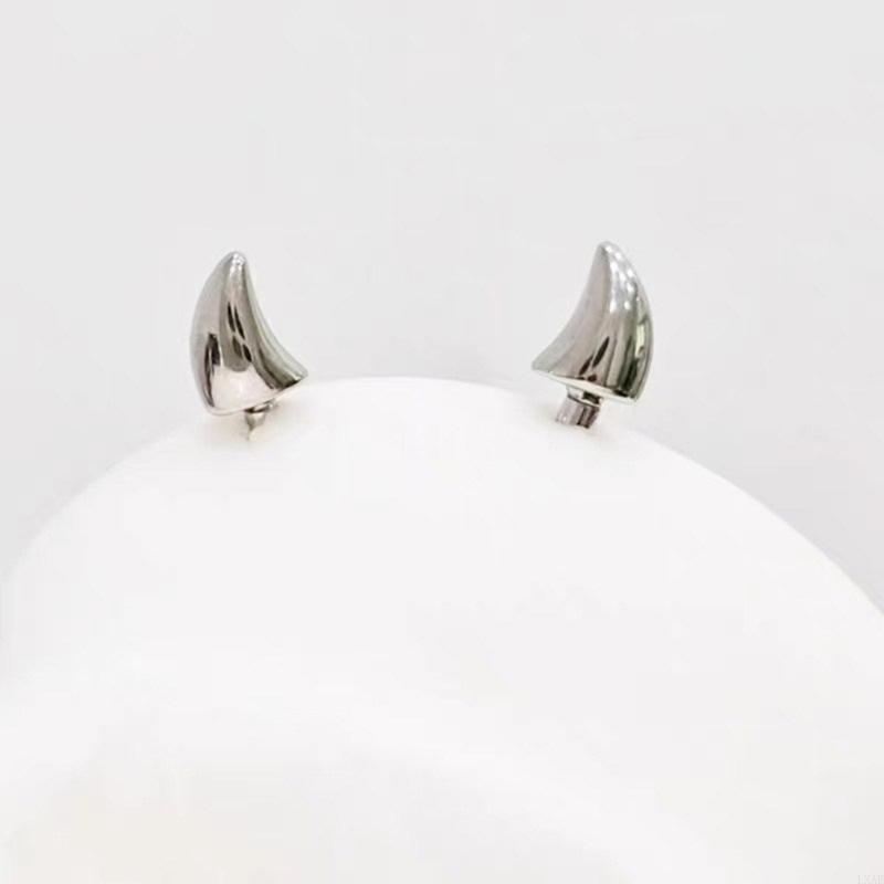 Stylish Devil Spikes Earrings  - Body Jewelry For Sensitive Skin avis et prix